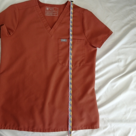 Figs Catarina One Pocket Short Sleeve Scrub Top Limited Edition Orange Small - Picture 12 of 13